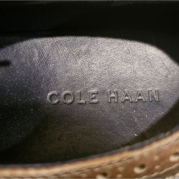 COLE HAAN Lunargrand Taupe Leather Wingtip Oxfords - Size 9 1/2 - Picture 9 of 10